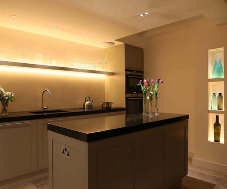 Warm White LED Strip 12V IP65 Waterproof 60LED/m 5 metre Full Kit - UK LED Lights